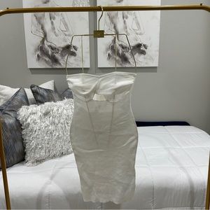 Strapless White Dress Knot In Front !